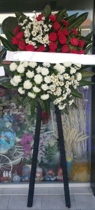 Cenaze iei cenaze iek modelleri  Bilkent Ankara iek yollama iek siparii sitesi 